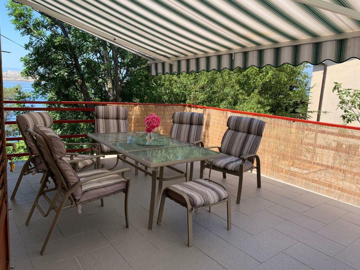 Apartman Cvenkica Omišalj Buitenkant foto